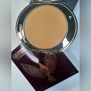 Charlotte Tilbury Airbrush Flawless Finish Setting Powder— Tan